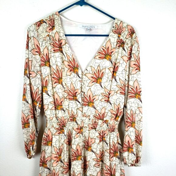 Women's Collective Concepts Birds of Paradise Short Tiered Ruffled Smocked Dress - Picture 13 of 13